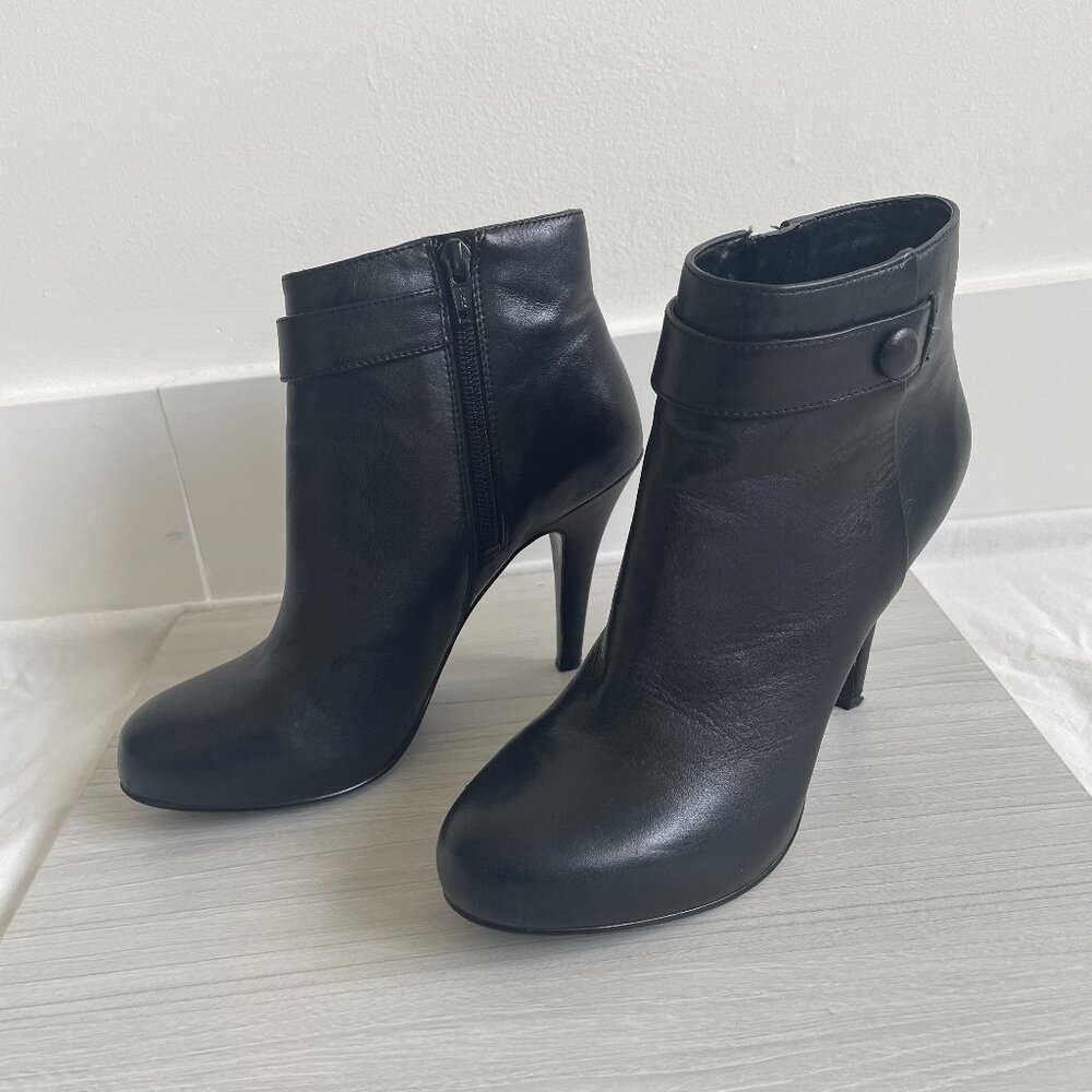 Nine West - Black Leather Ankle Boots